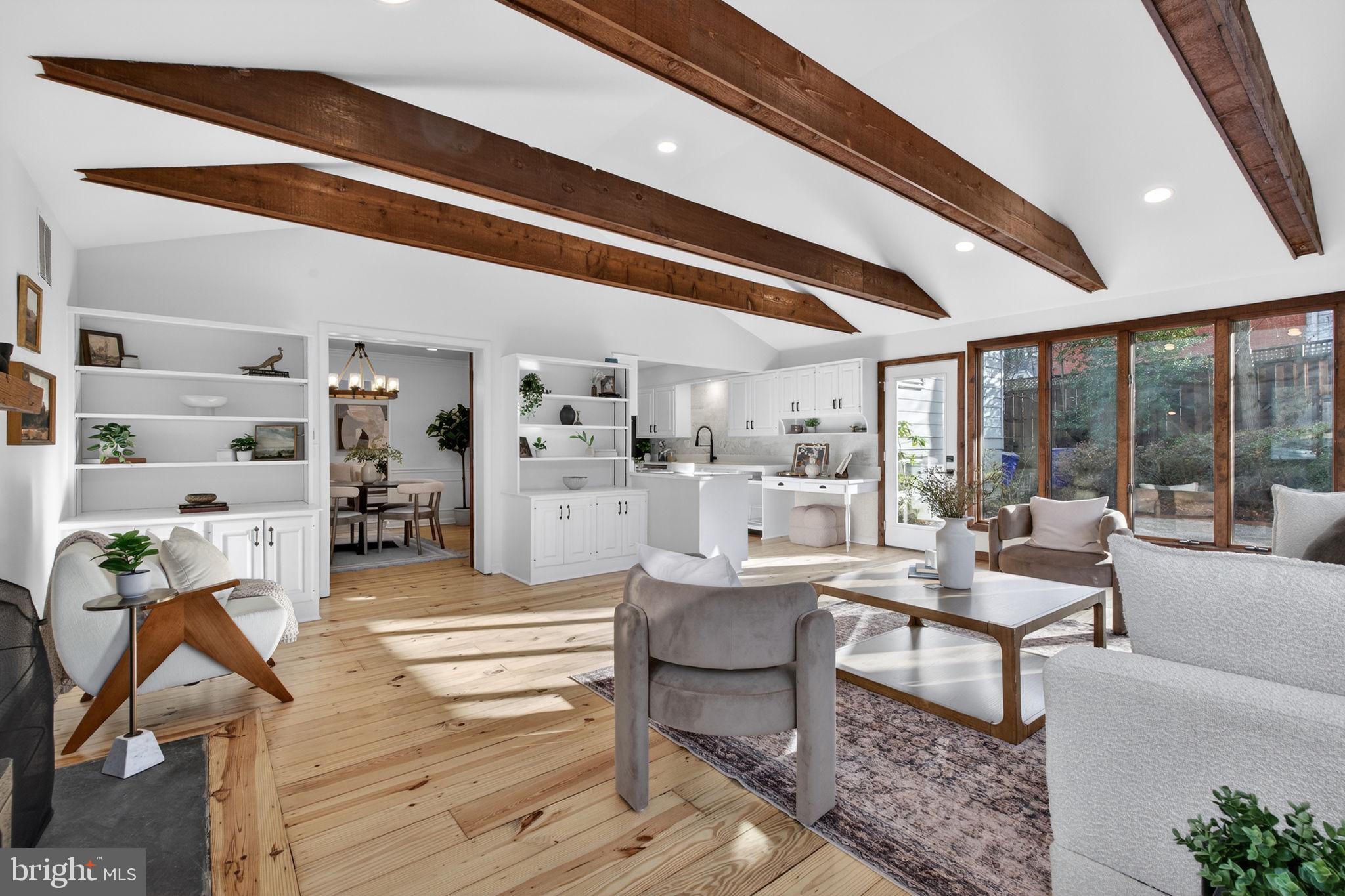 6813 WINTERBERRY LANE