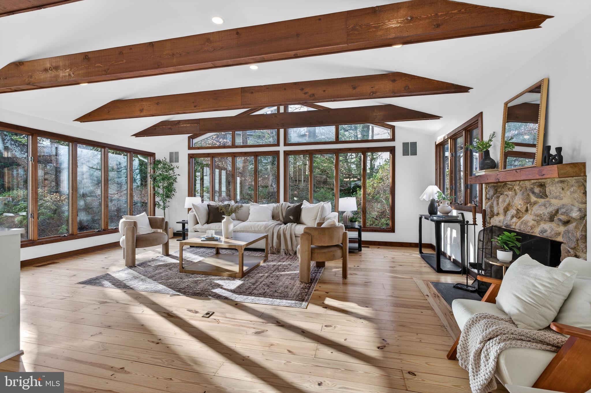 6813 WINTERBERRY LANE