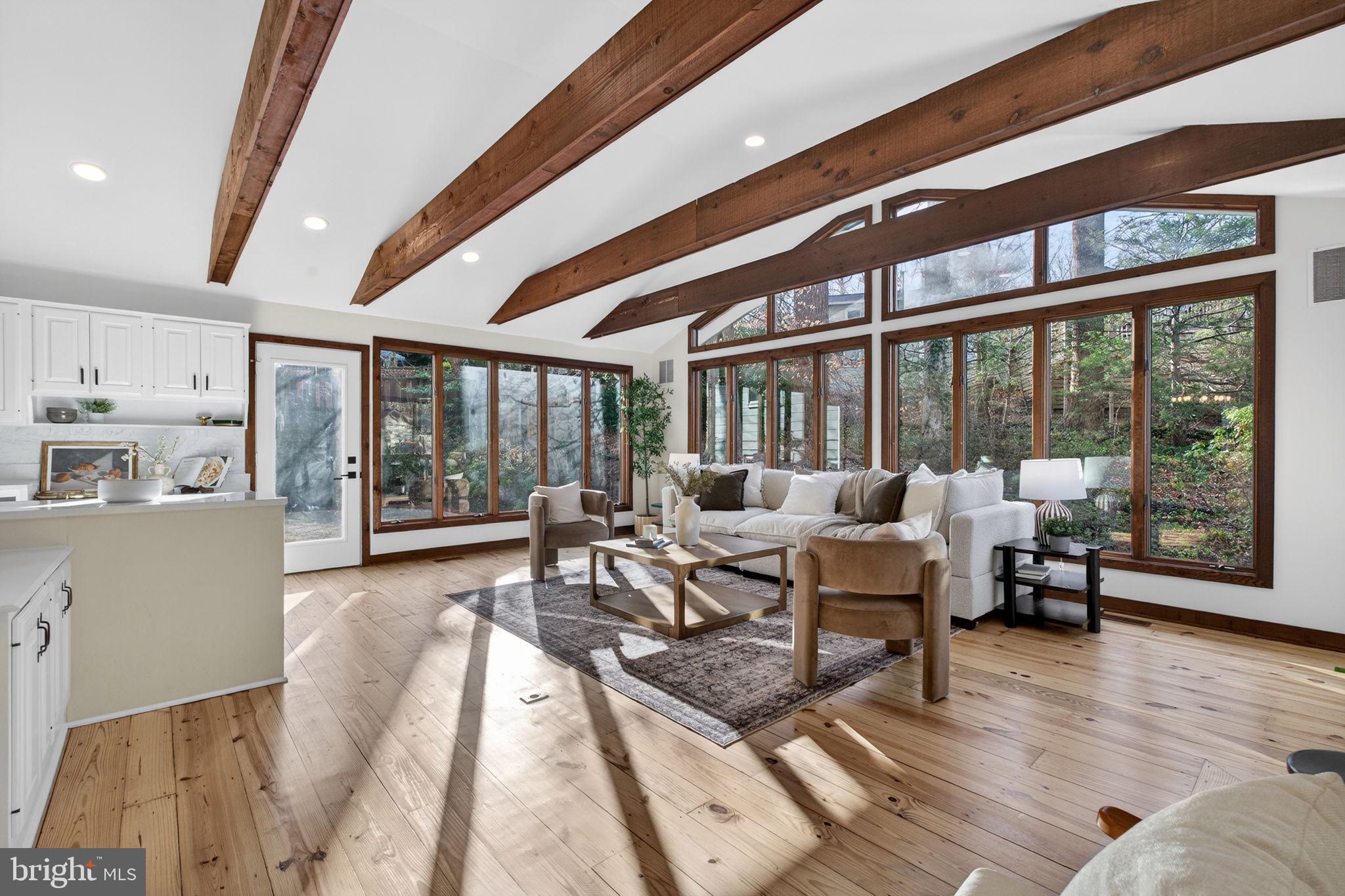 6813 WINTERBERRY LANE