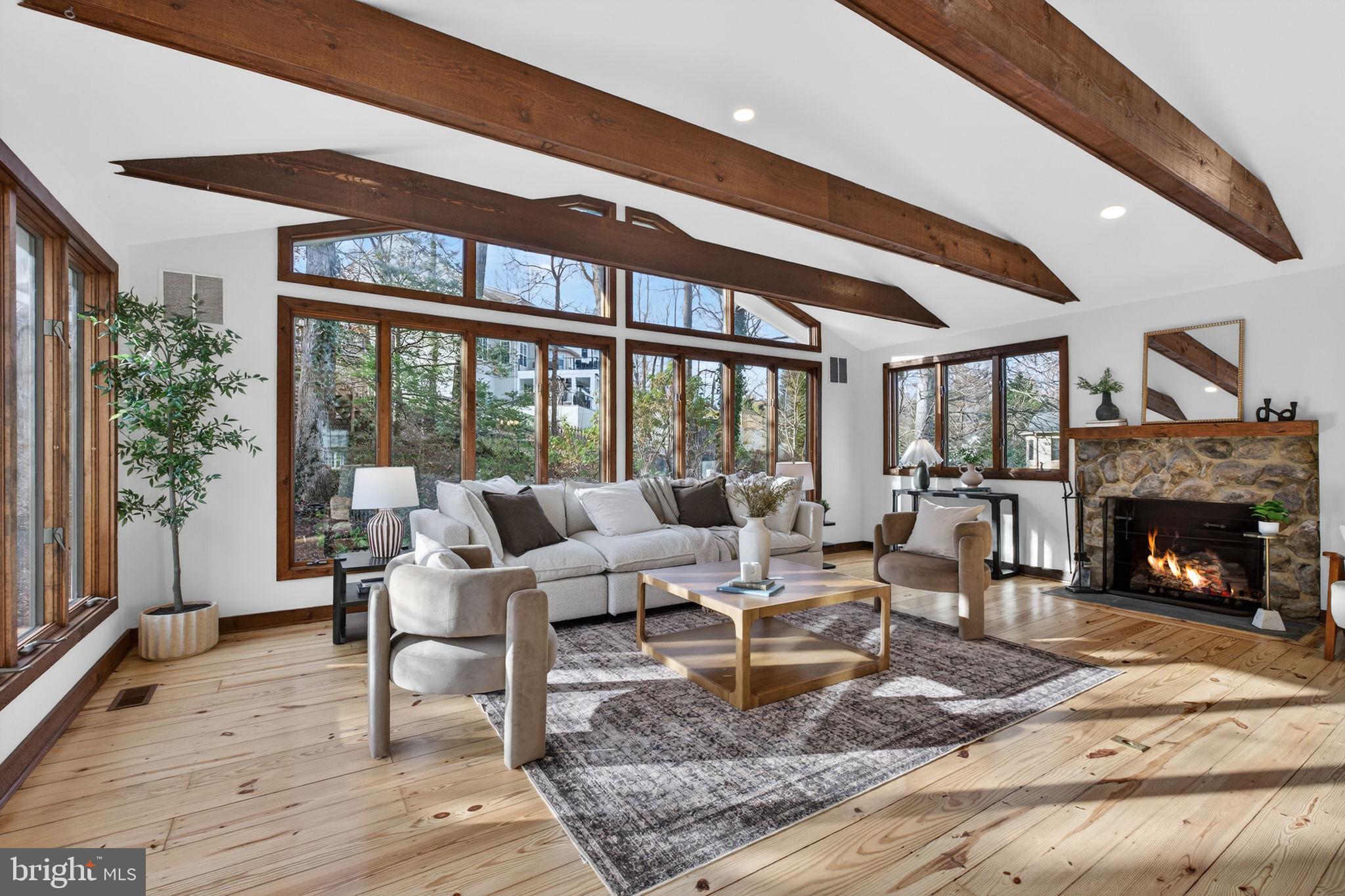 6813 WINTERBERRY LANE