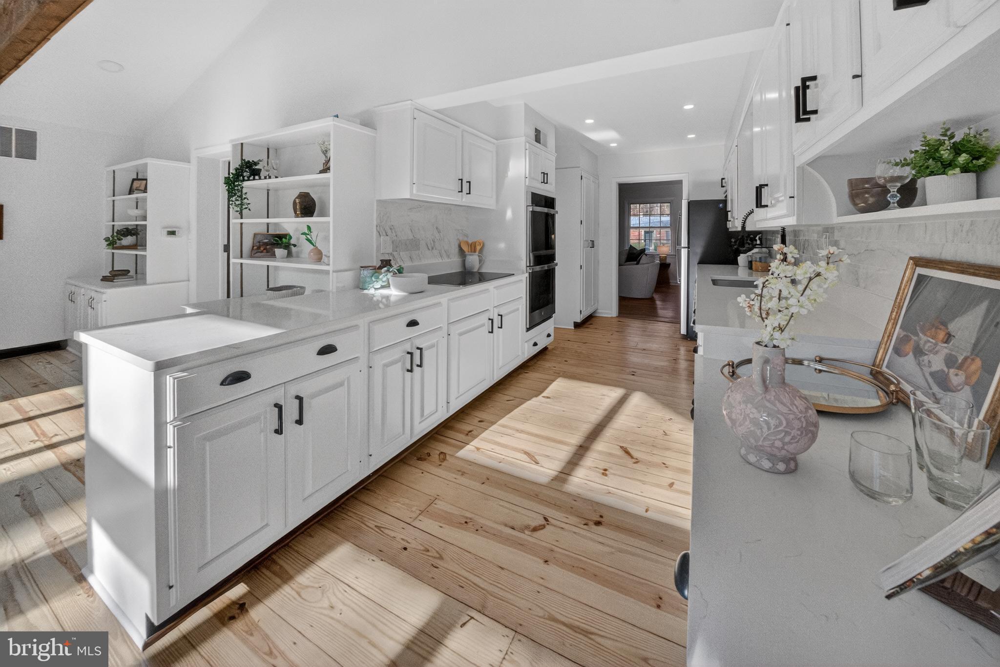 6813 WINTERBERRY LANE