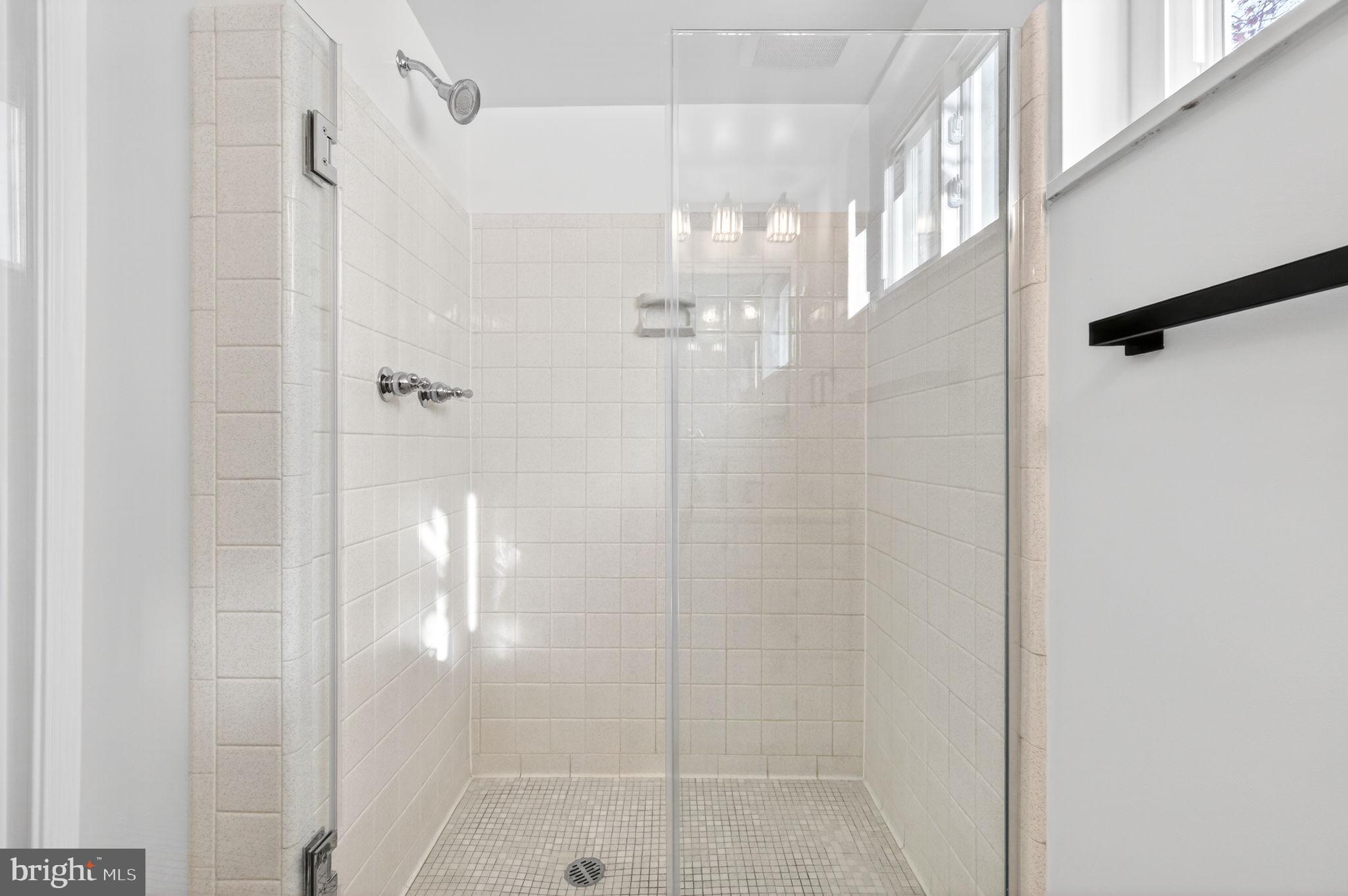 6813 WINTERBERRY LANE