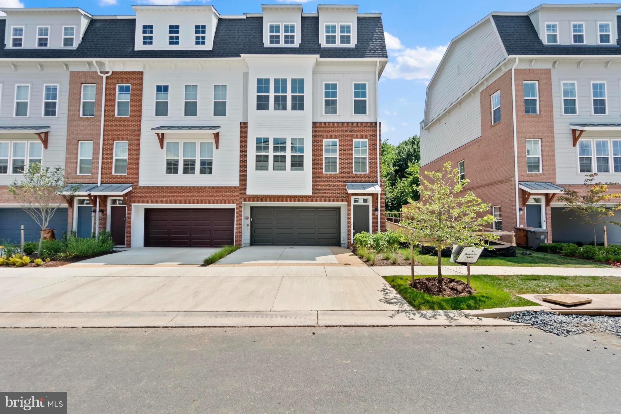 2550 Farmstead Dr