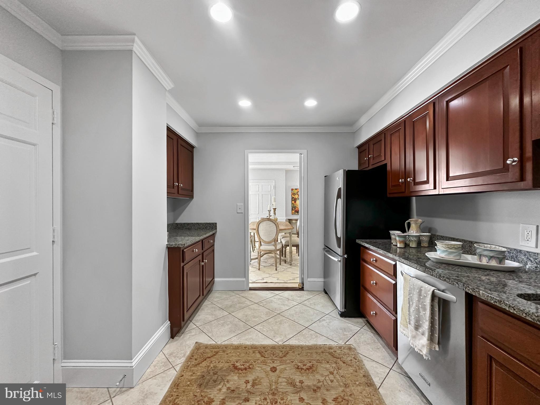 8101 Connecticut Ave #S-701