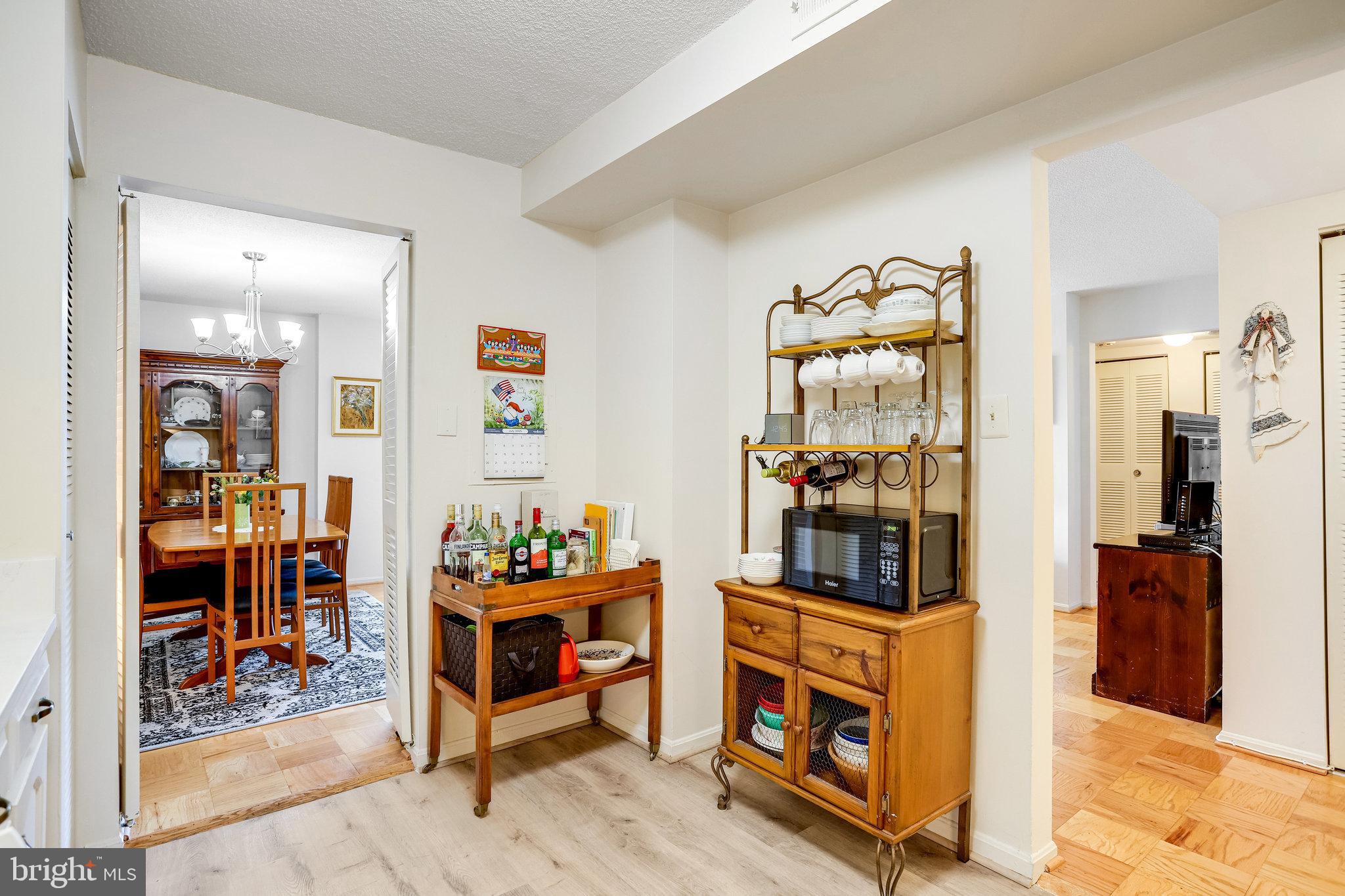 118 MONROE STREET 304