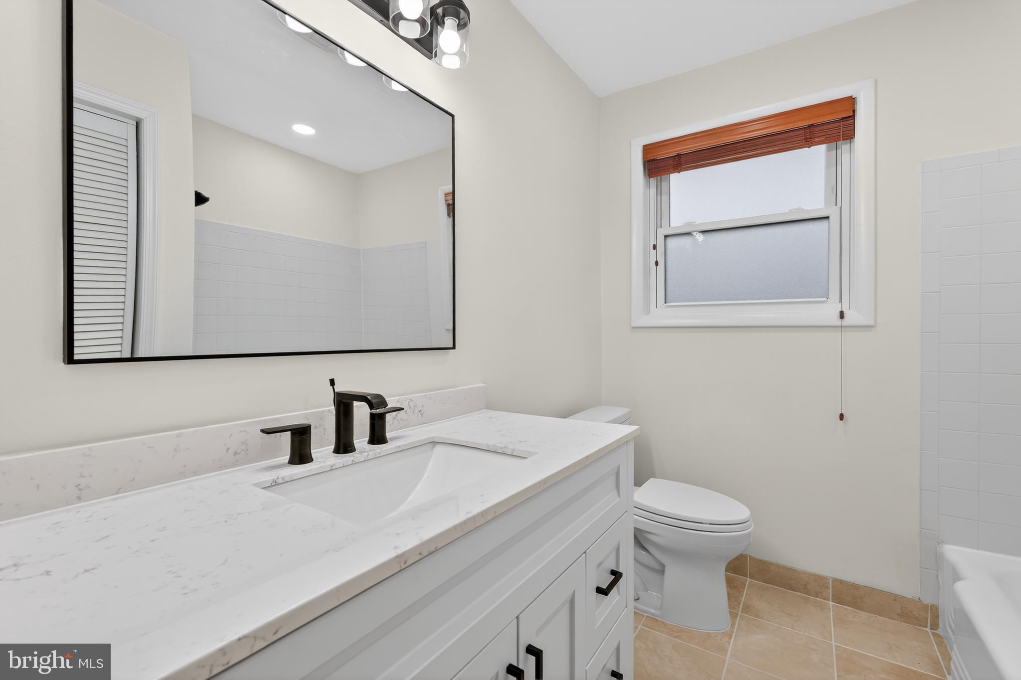 1132 LOXFORD TERRACE