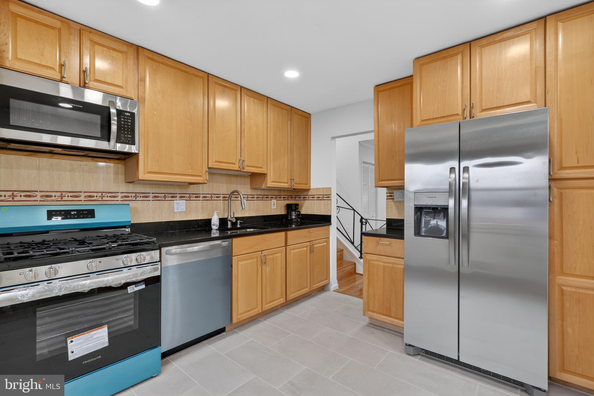 1132 LOXFORD TERRACE