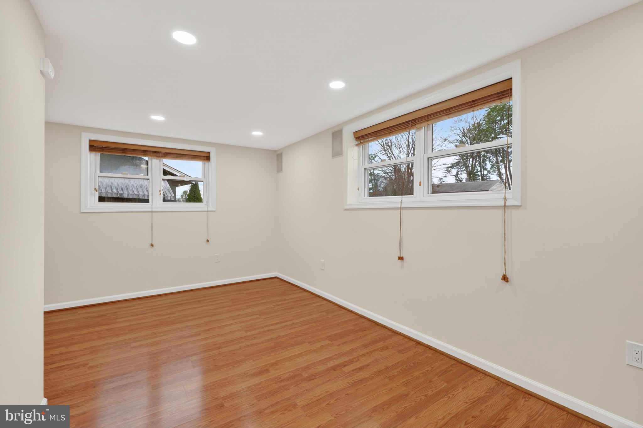 1132 LOXFORD TERRACE