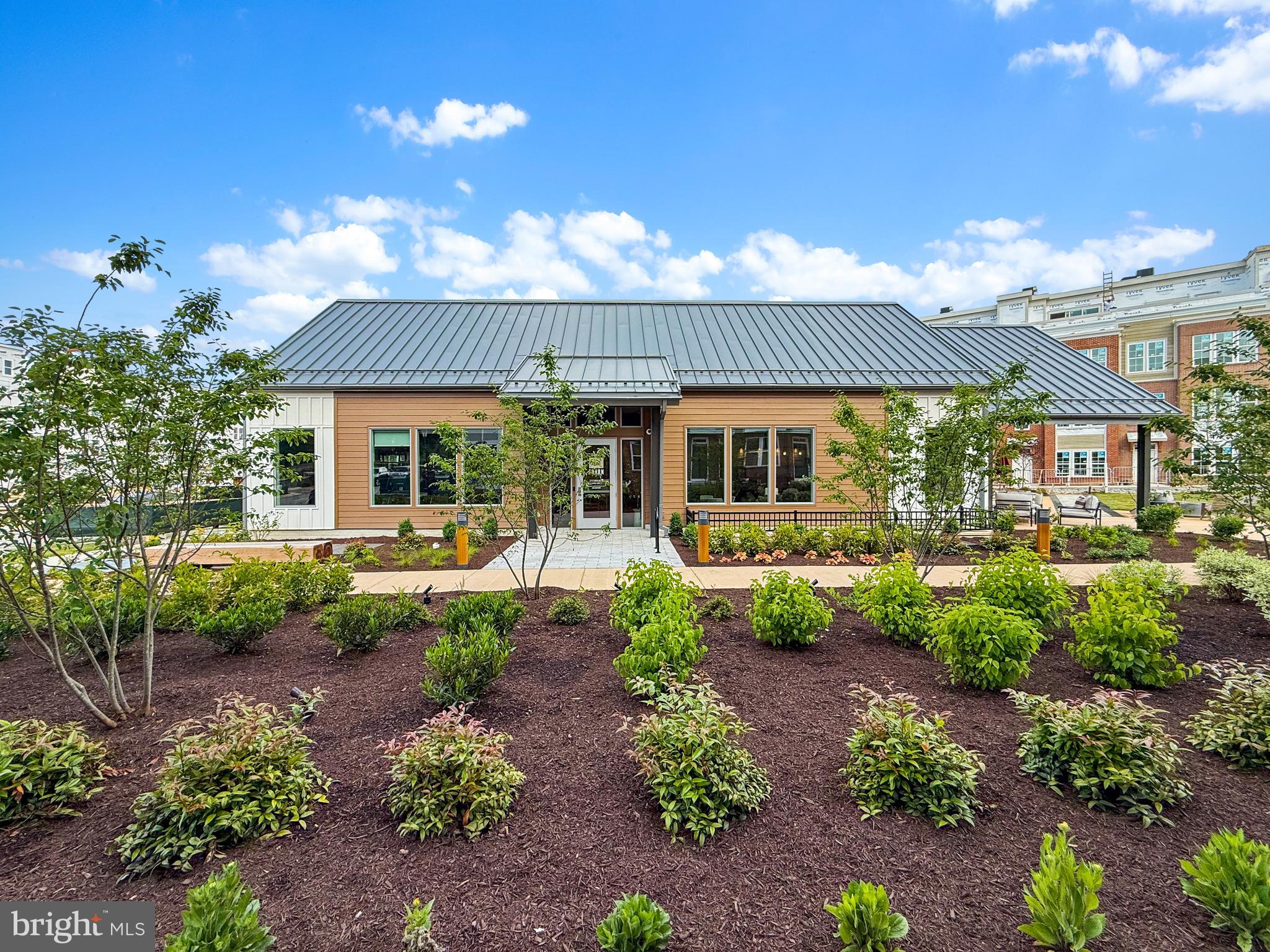 2550 FARMSTEAD DRIVE