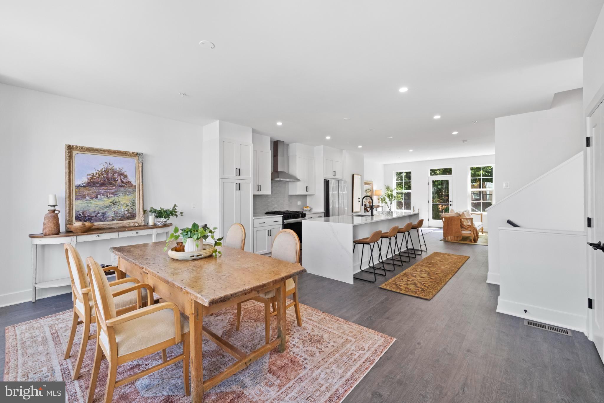 2550 FARMSTEAD DRIVE