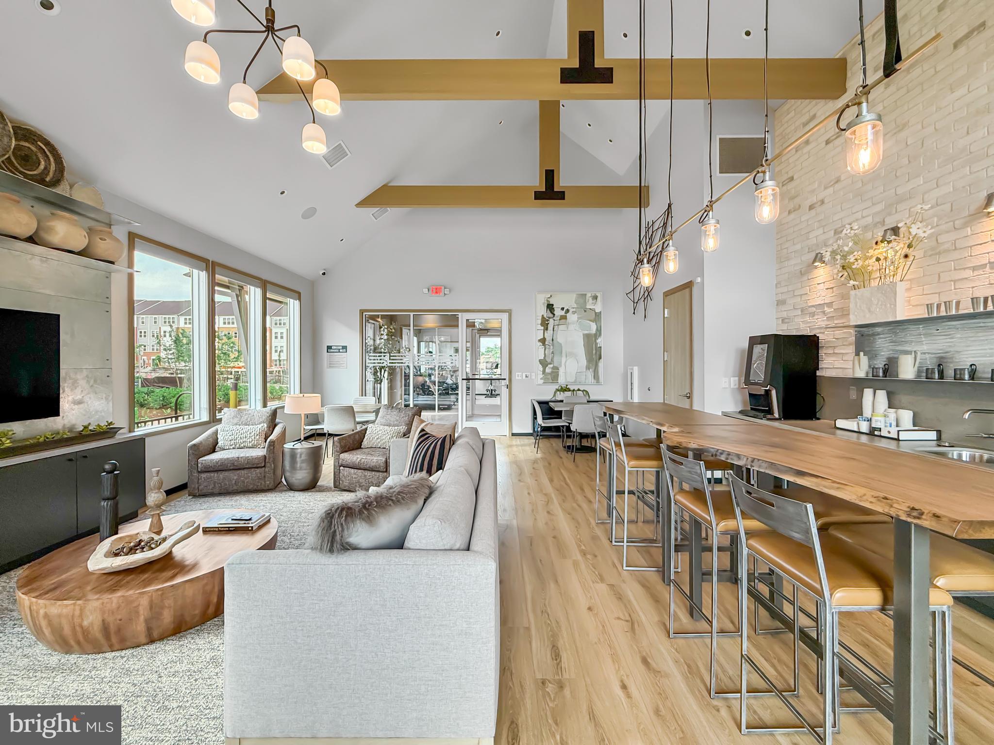 2550 FARMSTEAD DRIVE