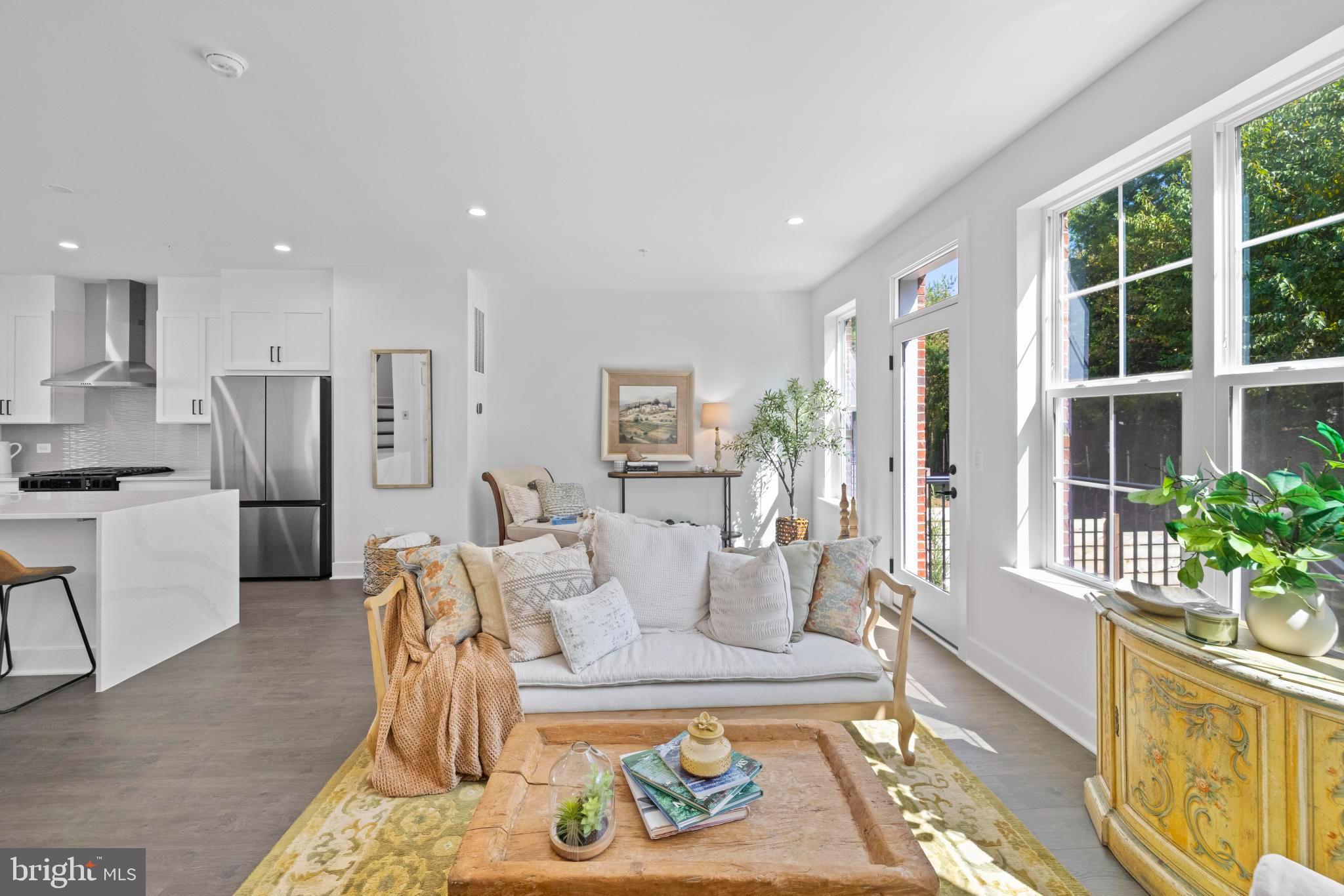 2550 FARMSTEAD DRIVE