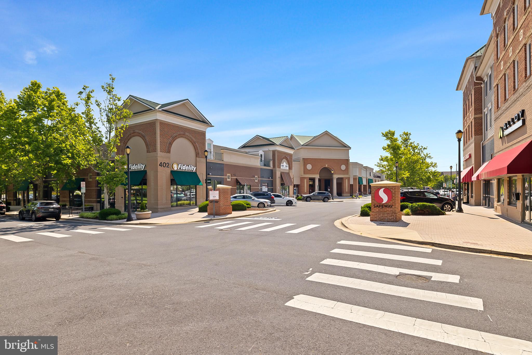 2550 FARMSTEAD DRIVE