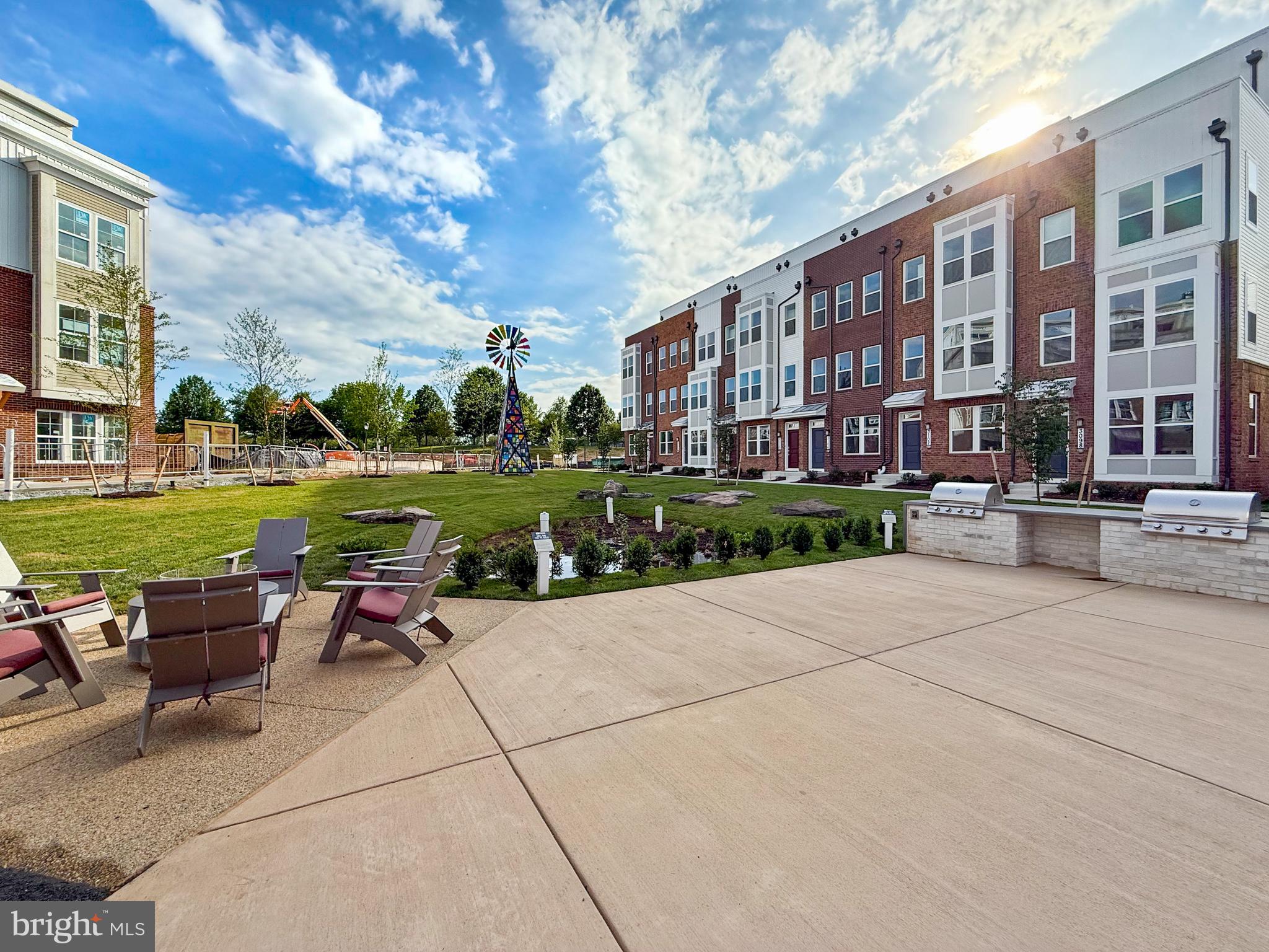 2550 FARMSTEAD DRIVE