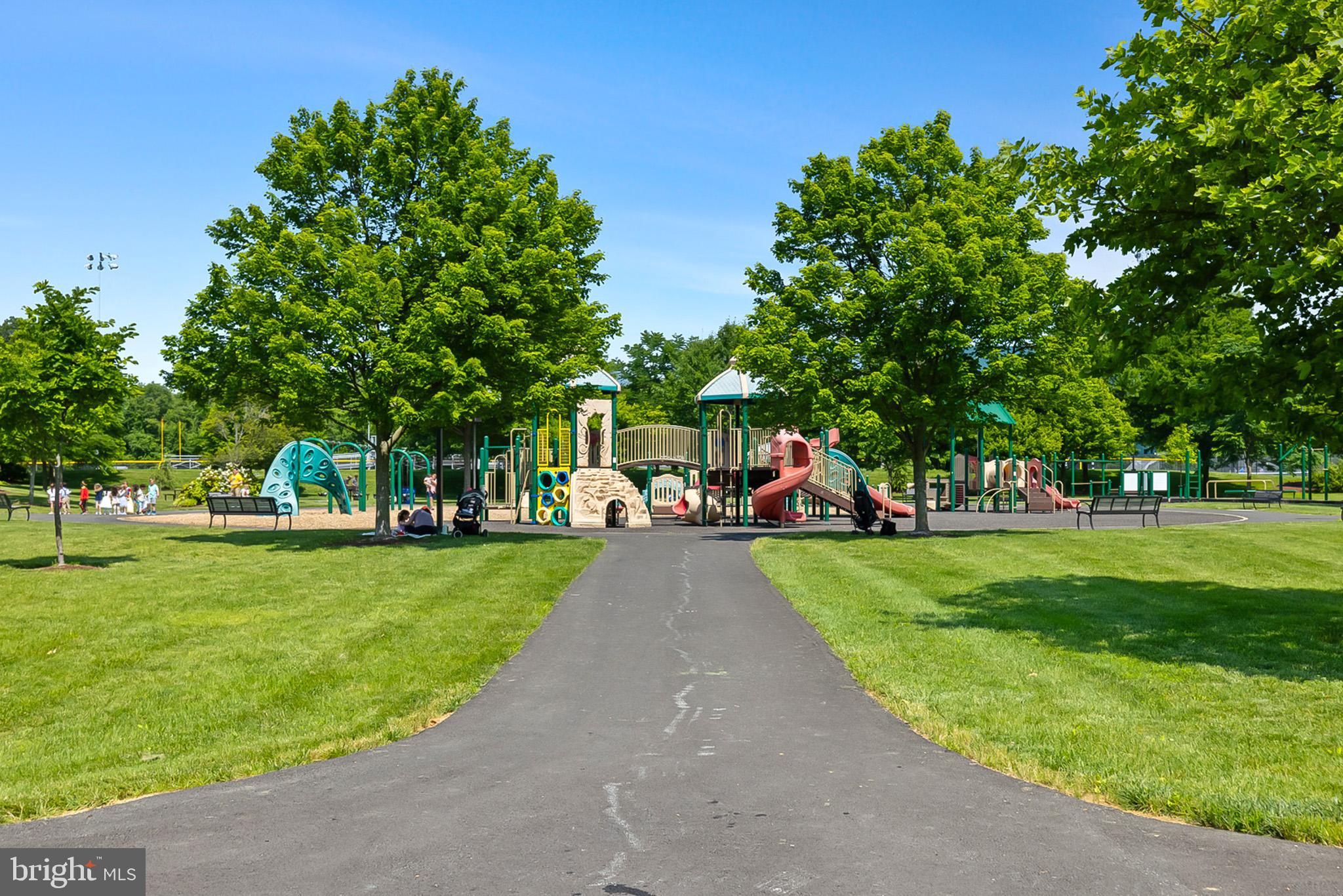 2550 FARMSTEAD DRIVE