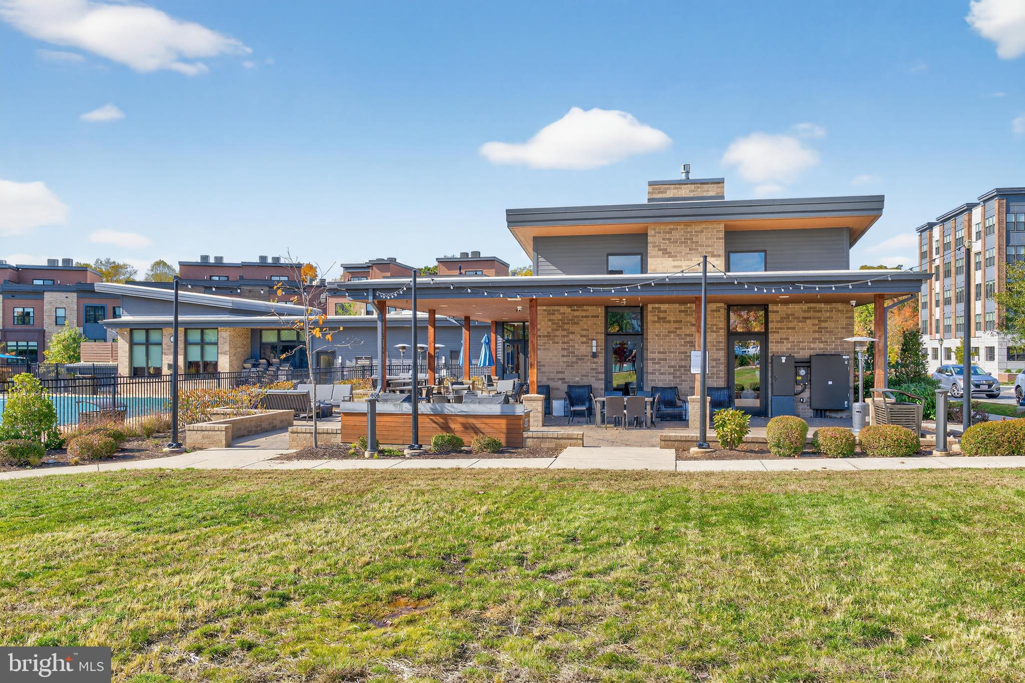 3262 ROYAL FERN PLACE