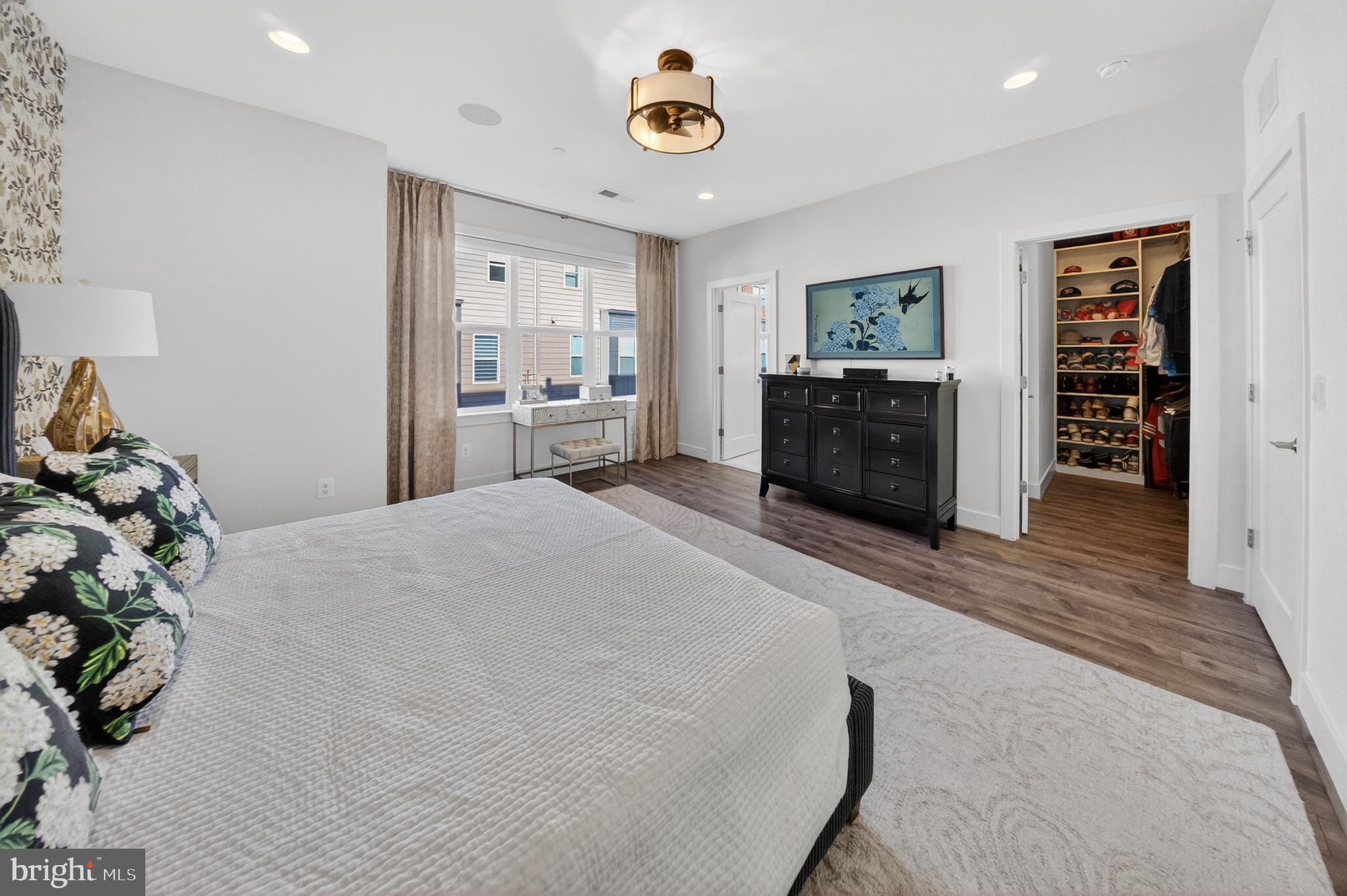 3262 ROYAL FERN PLACE