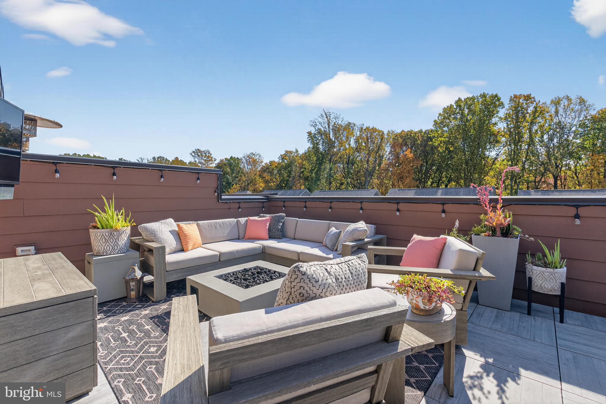 3262 ROYAL FERN PLACE