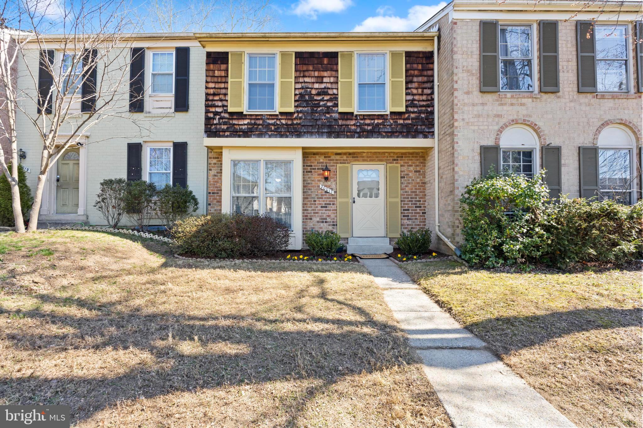 20017 SPUR HILL DRIVE