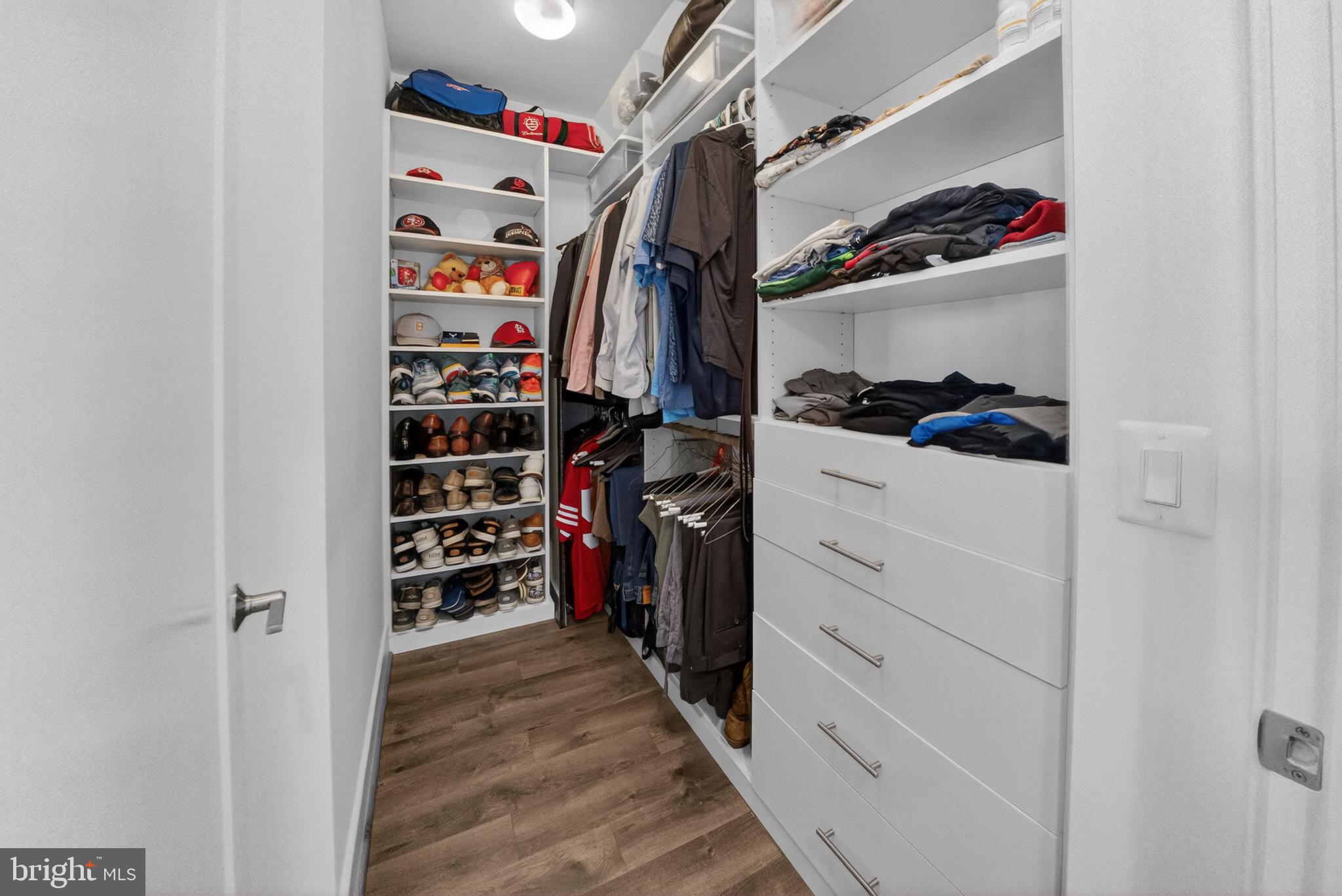 3262 ROYAL FERN PLACE