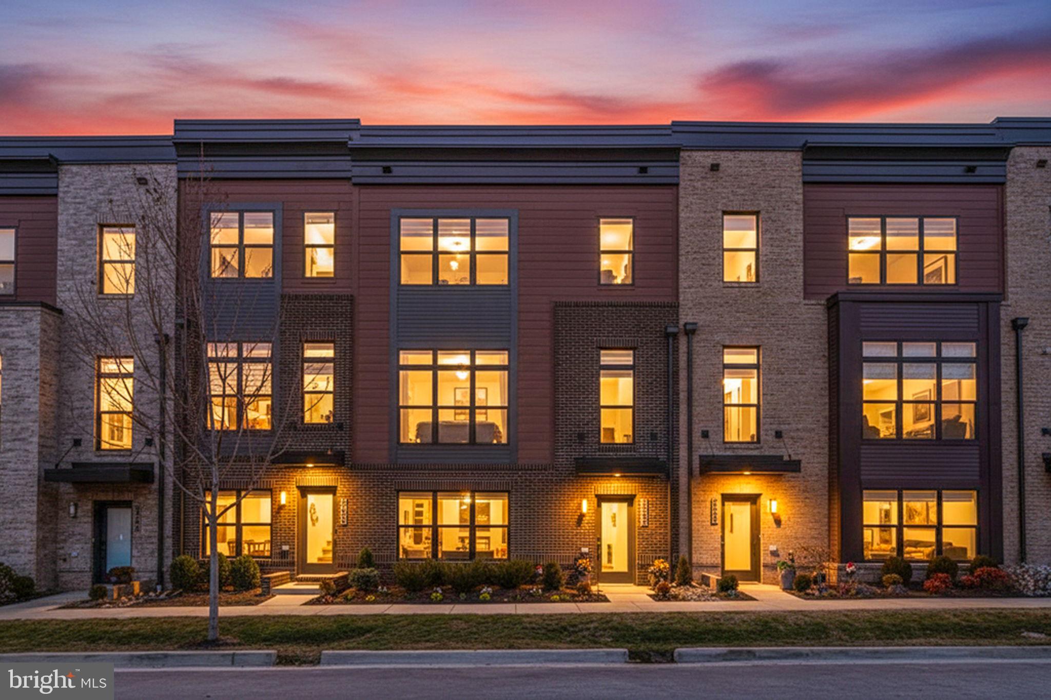 3262 ROYAL FERN PLACE