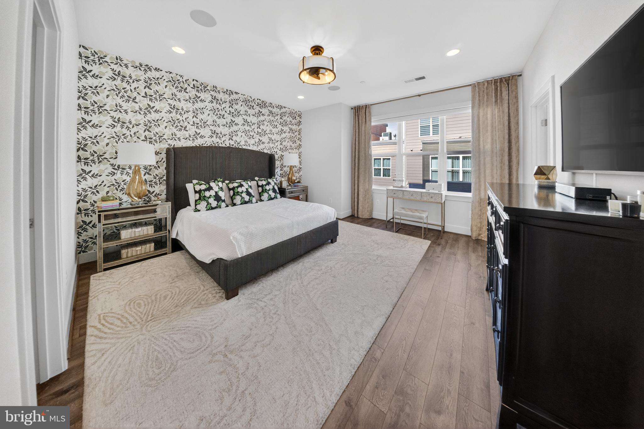 3262 ROYAL FERN PLACE