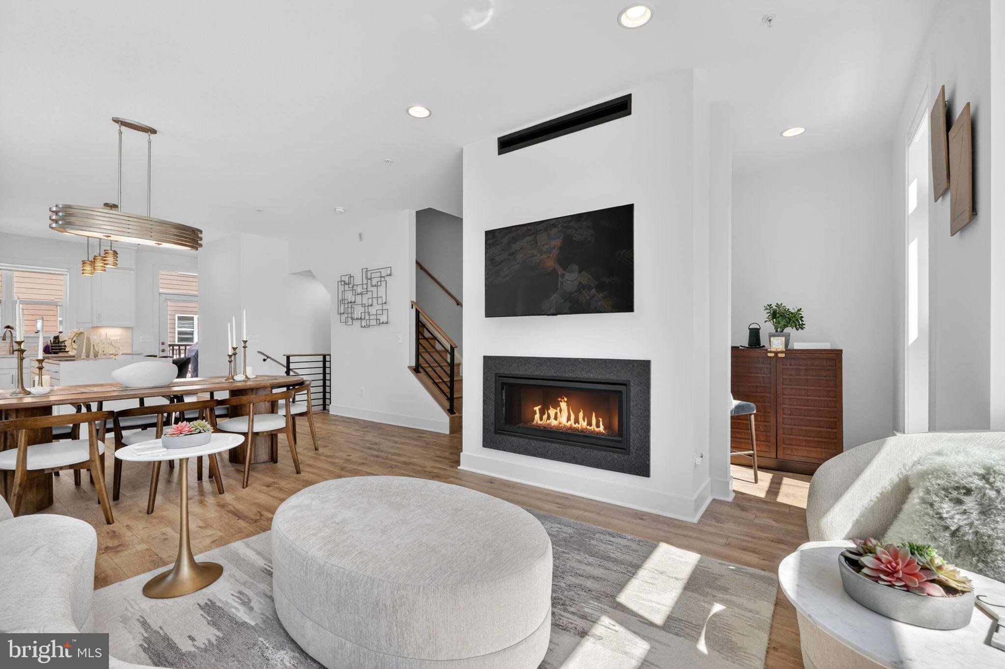 3301 WOODLAND PHLOX STREET