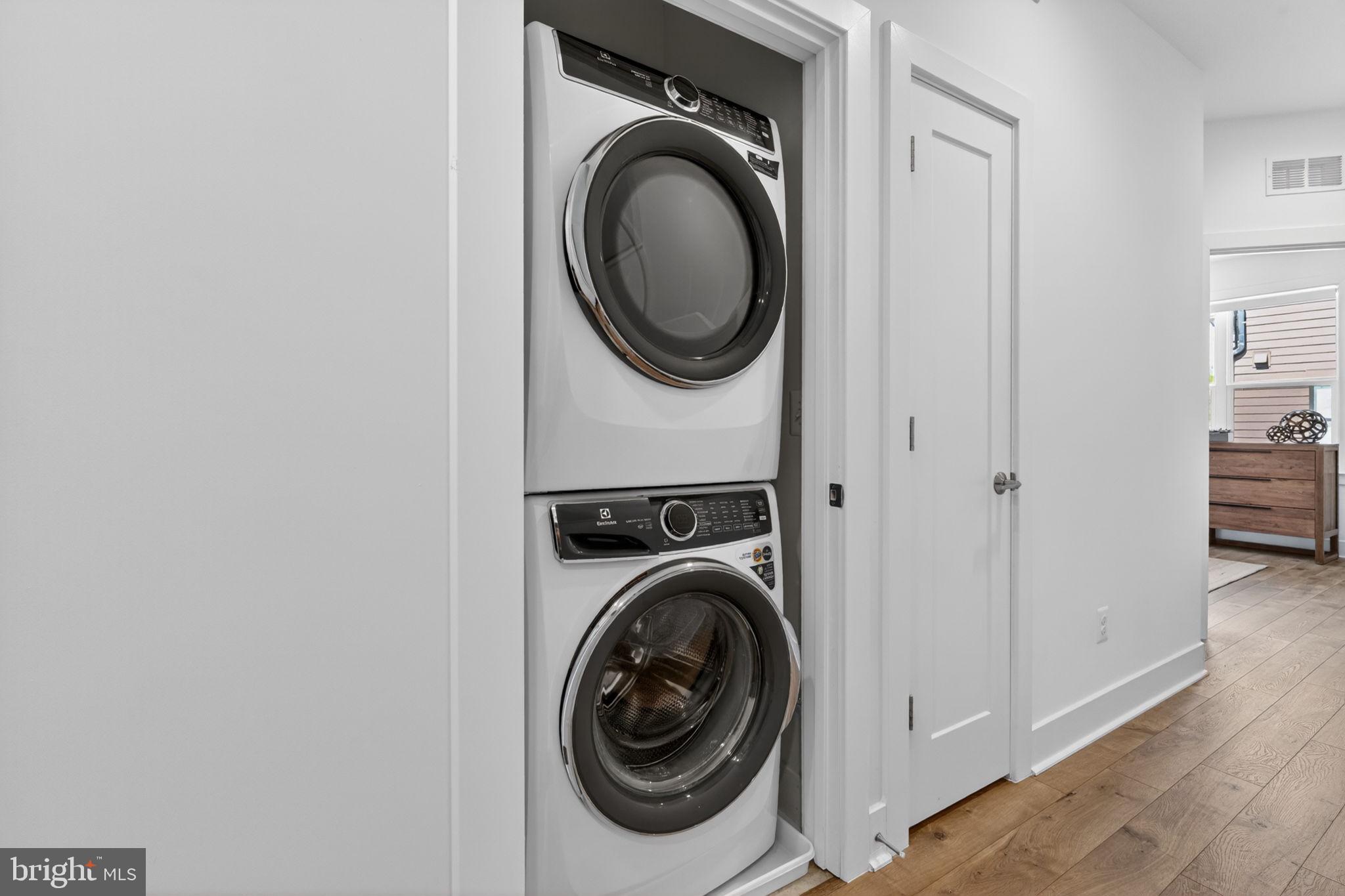 3301 WOODLAND PHLOX STREET