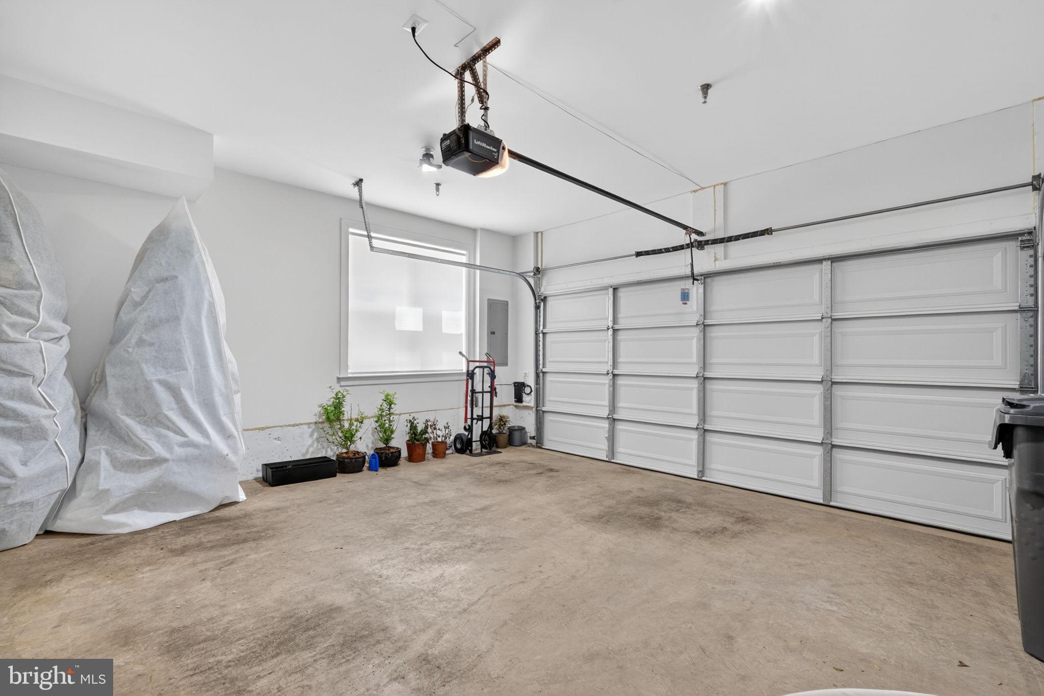 3301 WOODLAND PHLOX STREET