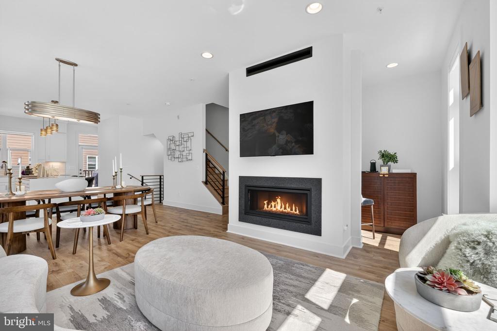 3301 WOODLAND PHLOX STREET