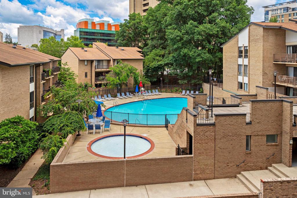 118 MONROE STREET Unit: 304