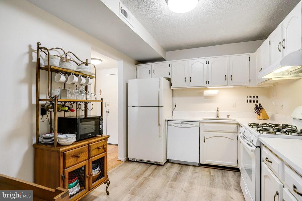 118 MONROE STREET Unit: 304