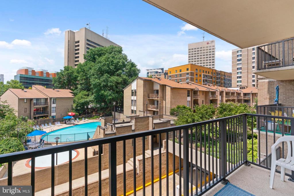 118 MONROE STREET Unit: 304