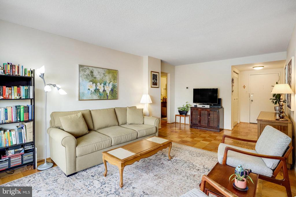 118 MONROE STREET Unit: 304
