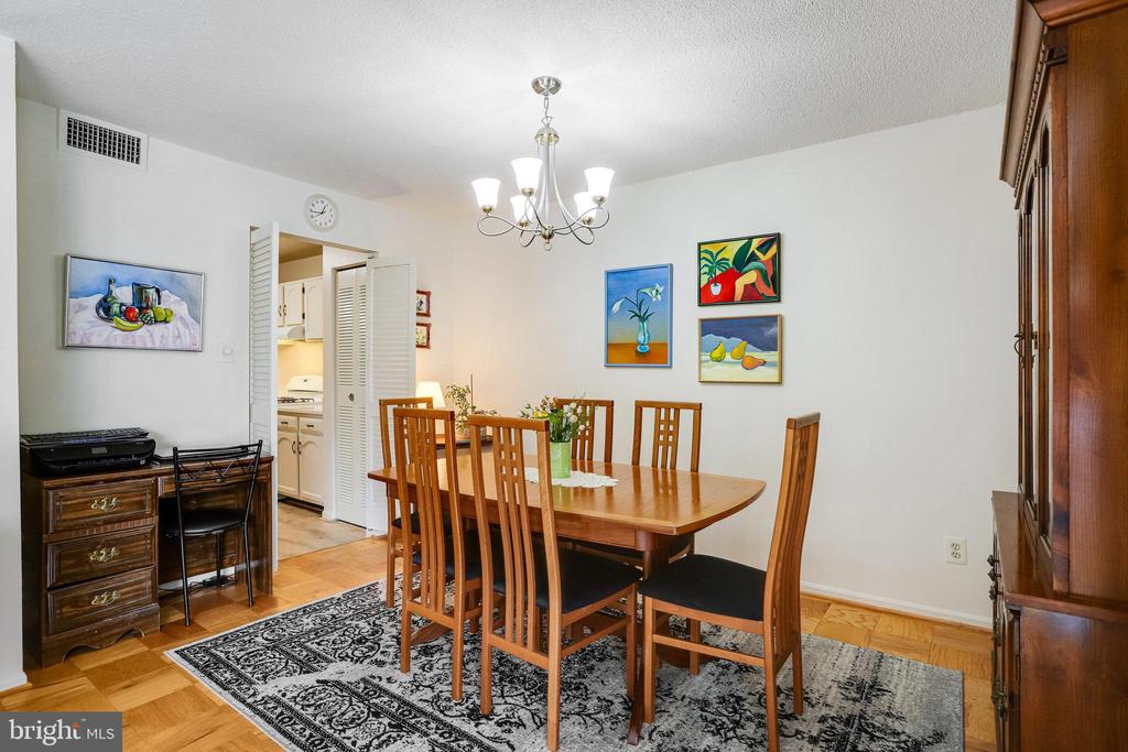 118 MONROE STREET Unit: 304