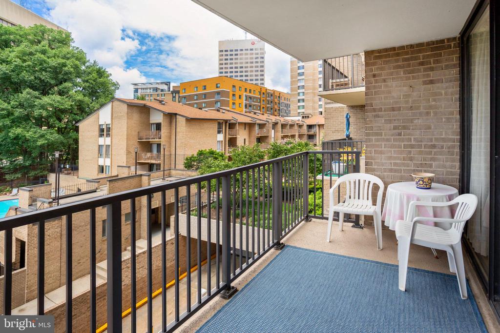 118 MONROE STREET Unit: 304