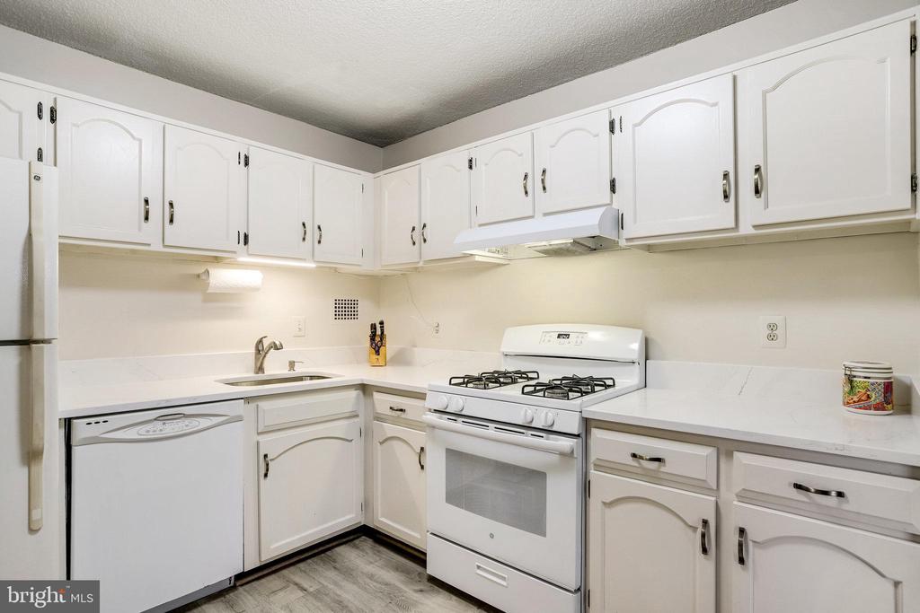 118 MONROE STREET Unit: 304