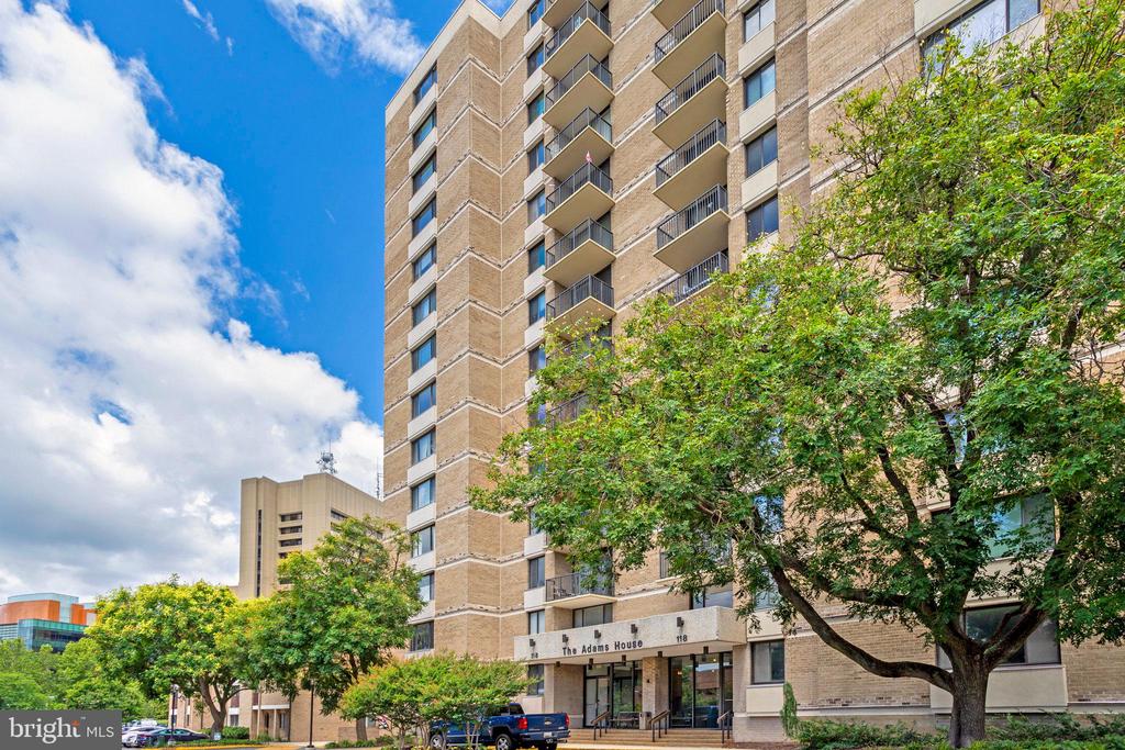 118 MONROE STREET Unit: 304