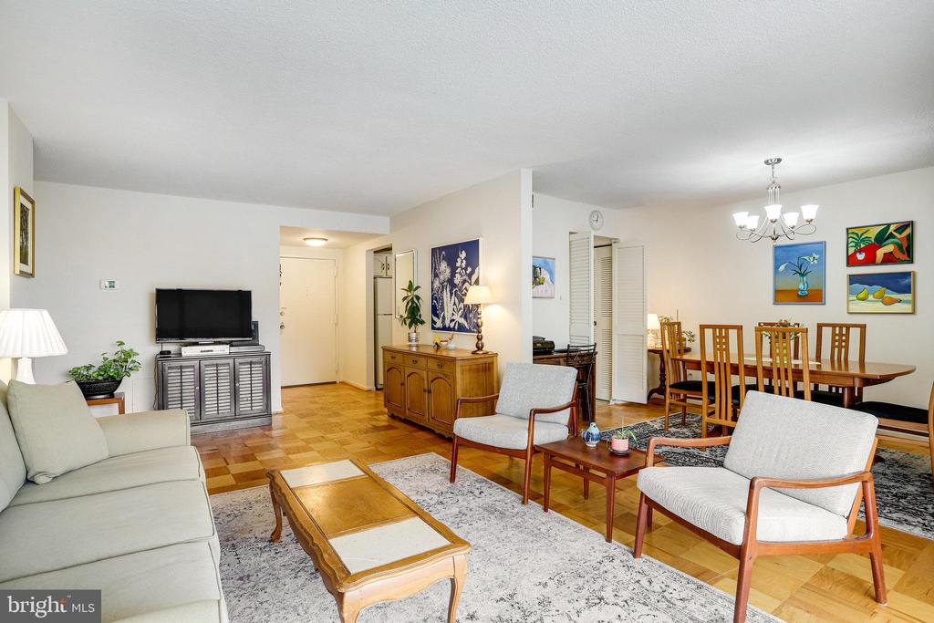 118 MONROE STREET Unit: 304