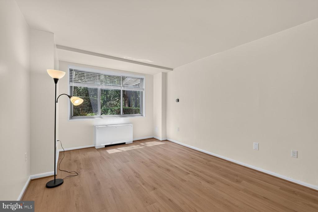 10500 ROCKVILLE PIK Unit: G17