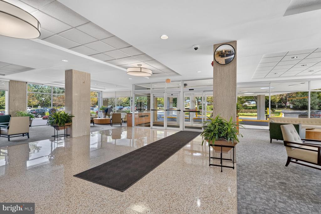 10500 ROCKVILLE PIK Unit: G17