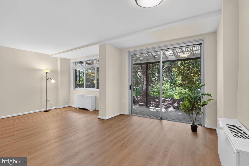 10500 ROCKVILLE PIK Unit: G17