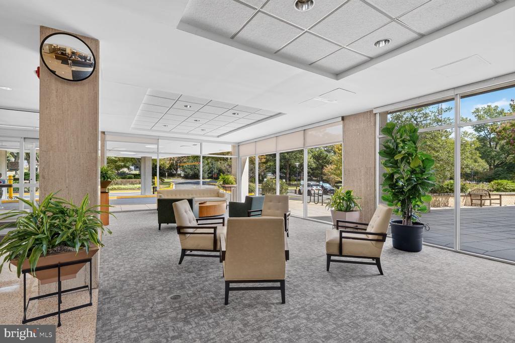 10500 ROCKVILLE PIK Unit: G17