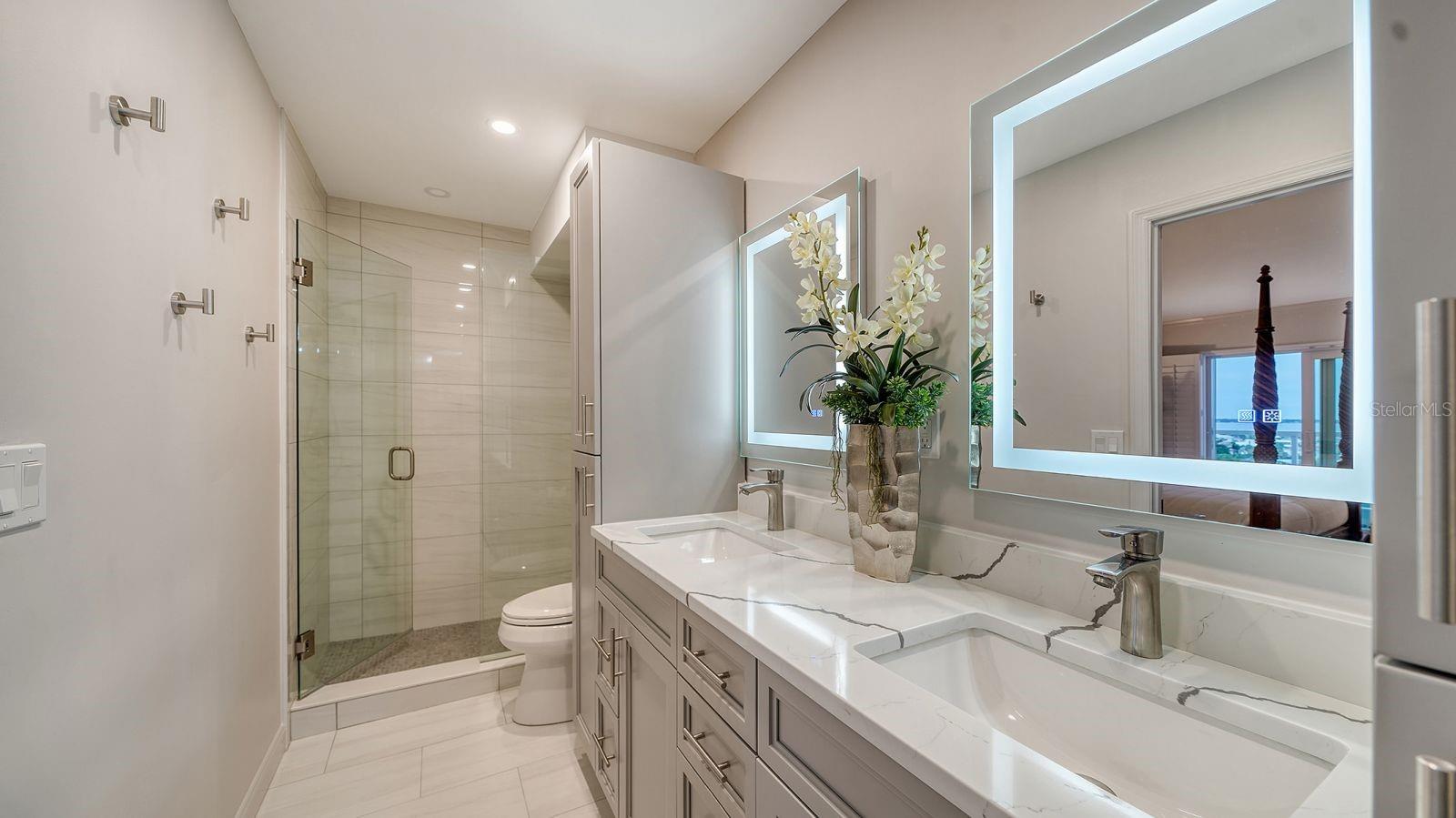 1050 LONGBOAT CLUB ROAD Unit: 904