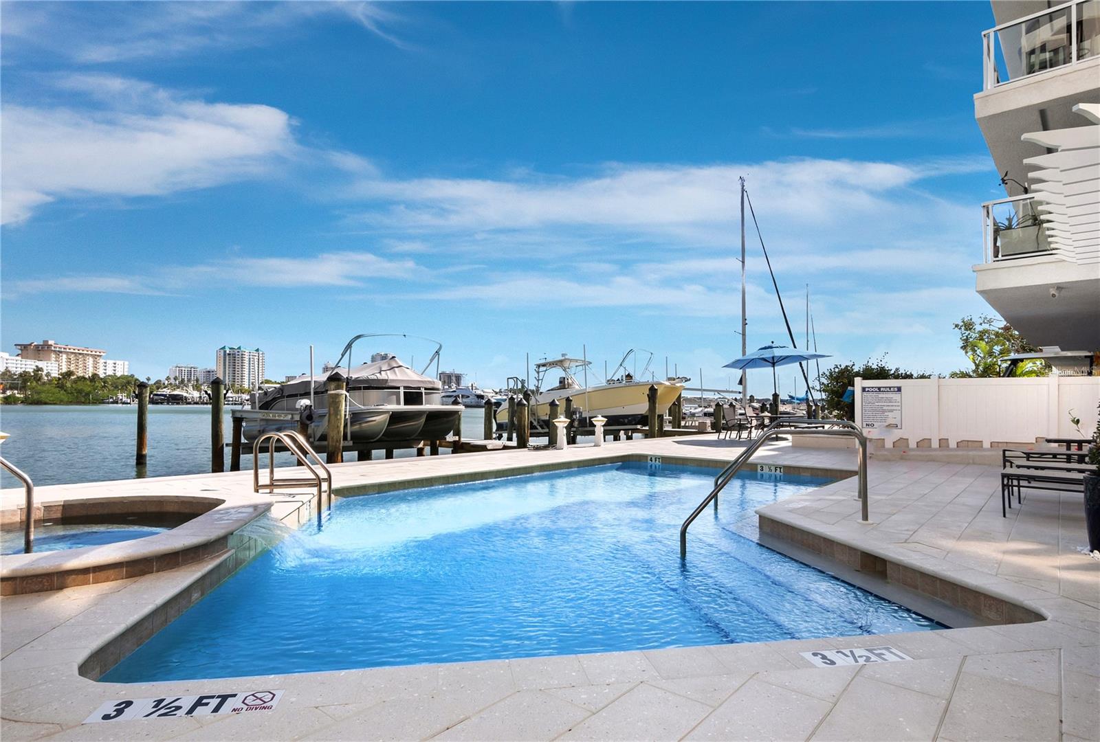 650 GOLDEN GATE PT #403