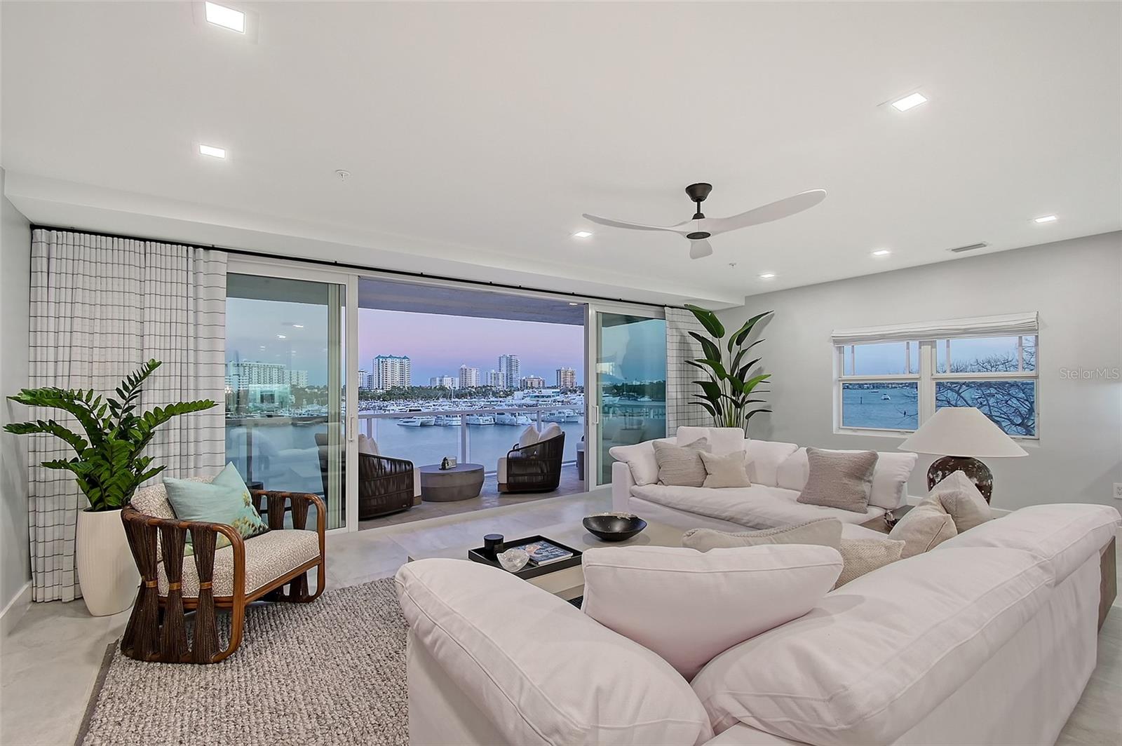 650 GOLDEN GATE PT #403