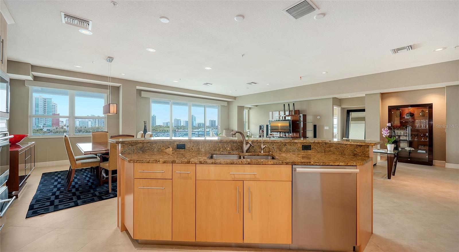 650 GOLDEN GATE PT #602