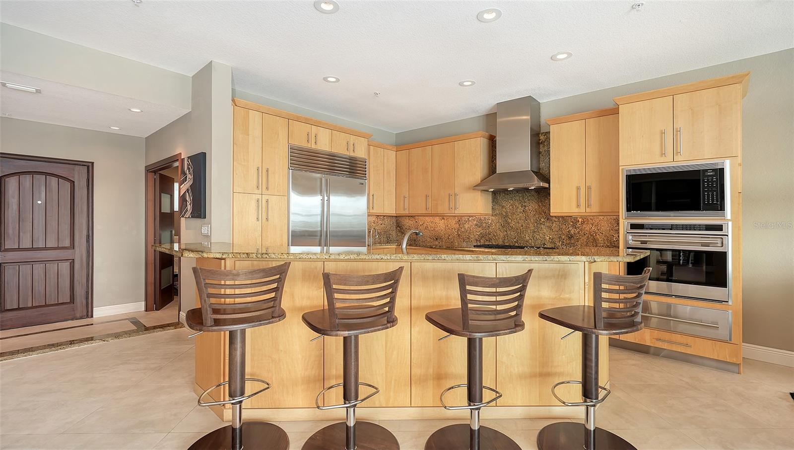 650 GOLDEN GATE PT #602