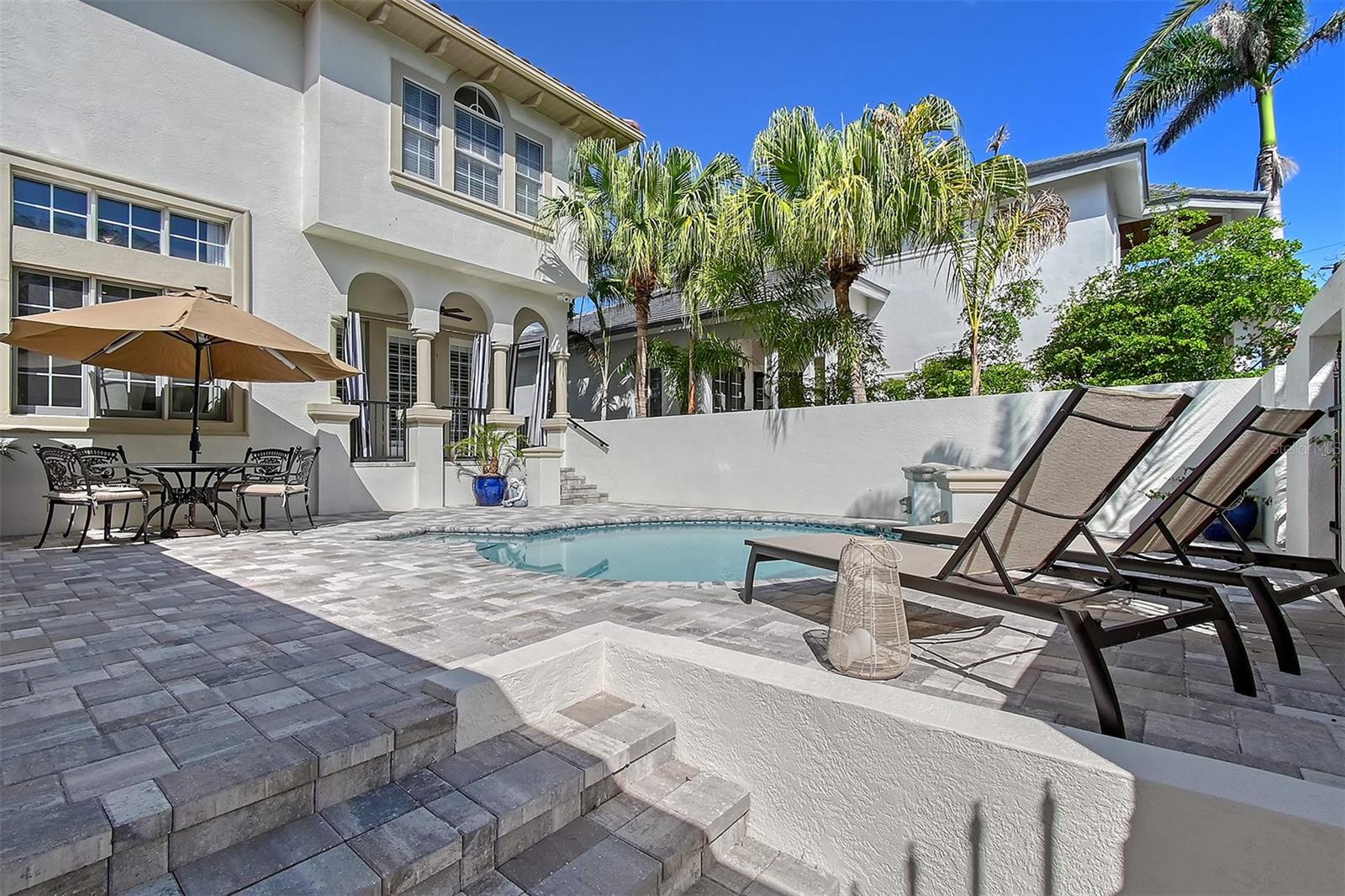 4108 ROBERTS POINT RD