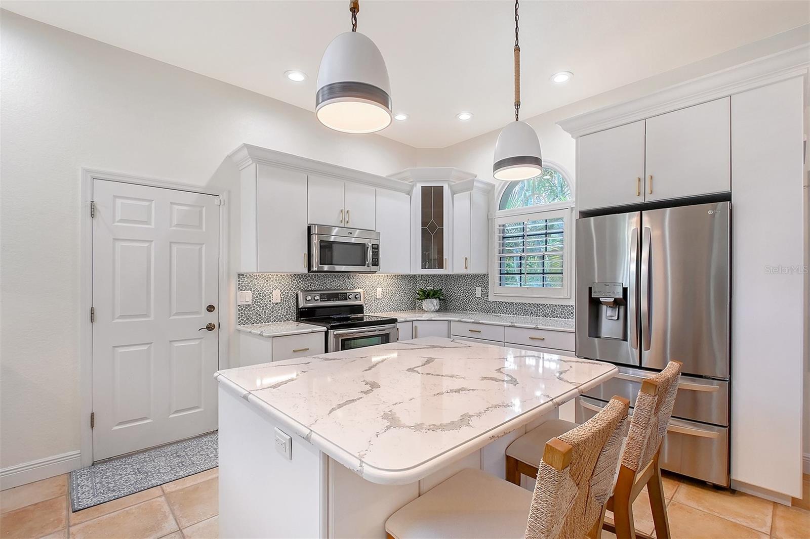 4108 ROBERTS POINT RD